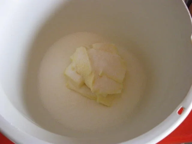 Rezept: Mohnkuchen mit Haselnüssen Bild Nr. 3 Mohnkuchen mit Haselnüssen - Rezept - Bild Nr. 3