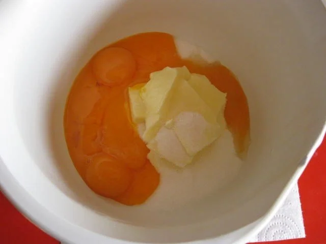 Rezept: Mohnkuchen mit Haselnüssen Bild Nr. 4 Mohnkuchen mit Haselnüssen - Rezept - Bild Nr. 4