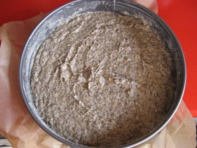 Rezept: Mohnkuchen mit Haselnüssen Bild Nr. 8 Mohnkuchen mit Haselnüssen - Rezept - Bild Nr. 8