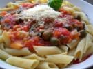 Nudeln mit Thunfisch-Oliven Soße - Rezept