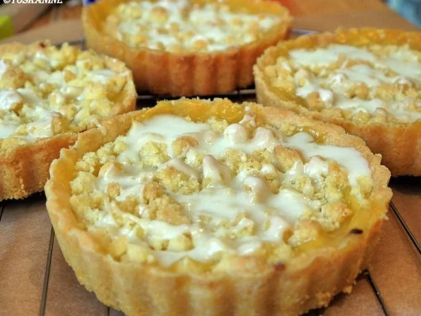 Rezept: Zitronen-Streusel-Tarteletts mit Limoncello-Guss Bild Nr. 12 Zitronen-Streusel-Tarteletts mit Limoncello-Guss - Rezept - Bild Nr. 12