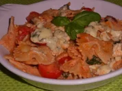 Auflauf/Pasta: Würzig-scharfer Gemüse-Nudel-Auflauf mit Gorgonzola - Rezept