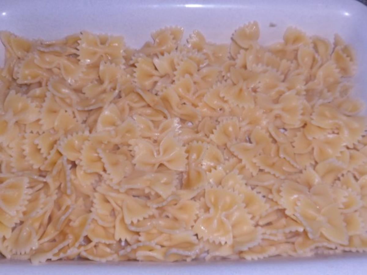 Auflauf/Pasta: Würzig-scharfer Gemüse-Nudel-Auflauf mit Gorgonzola - Rezept - Bild Nr. 10
