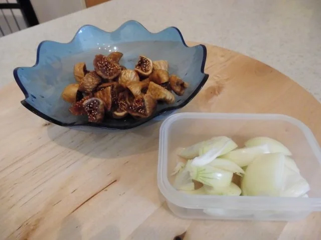 Rinderbraten gegart mit Niedrigtemperatur, dazu Polentarauten und Zwiebel - Feigensoße - Rezept - Bild Nr. 9