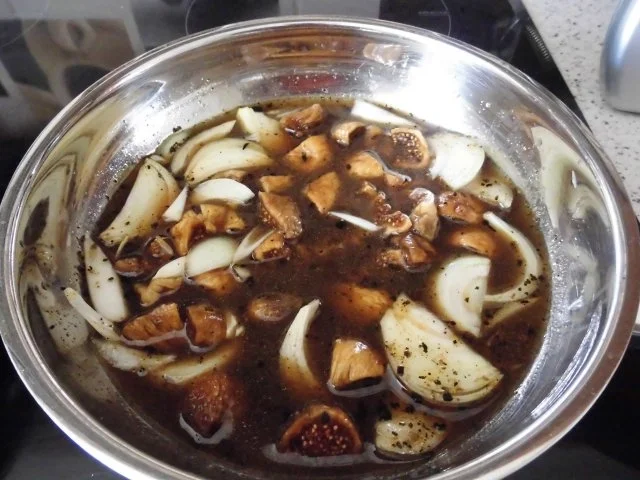 Rinderbraten gegart mit Niedrigtemperatur, dazu Polentarauten und Zwiebel - Feigensoße - Rezept - Bild Nr. 10