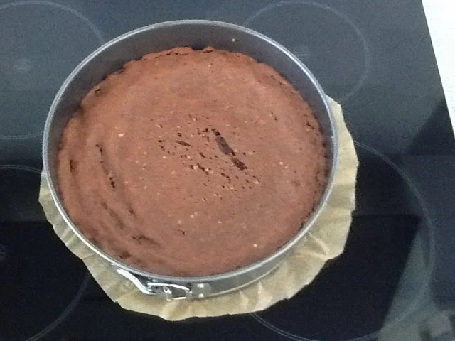 Rezept: Schwarzwälder-Kirsch Torte Bild Nr. 5 Schwarzwälder-Kirsch Torte - Rezept - Bild Nr. 5