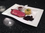 Gesmoktes dry age Rib Eye an Whisky-Reduktion, Morcheln und Kartoffel-Schalotten-Stampf - Rezept