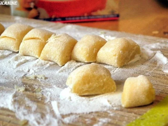 Kräuterseitlings-Ragout mit Gnocchi - Rezept - Bild Nr. 5