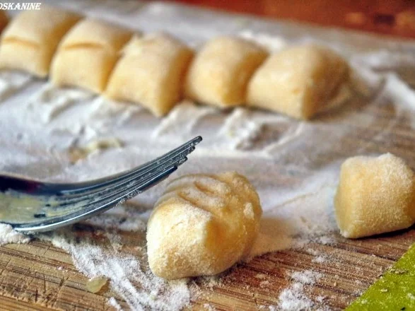 Kräuterseitlings-Ragout mit Gnocchi - Rezept - Bild Nr. 6