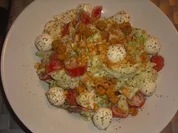 Gemischter Salat mit Joghurt Dressing - Rezept