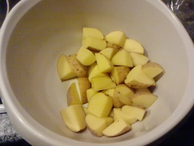 Rezept: AFTER-BIKING-BEFORE-TATORT-STEAK – FILETSTEAK MIT SPICY-FRIES AND ONIONS Bild Nr. 3 AFTER-BIKING-BEFORE-TATORT-STEAK – FILETSTEAK MIT SPICY-FRIES AND ONIONS - Rezept - Bild Nr. 3