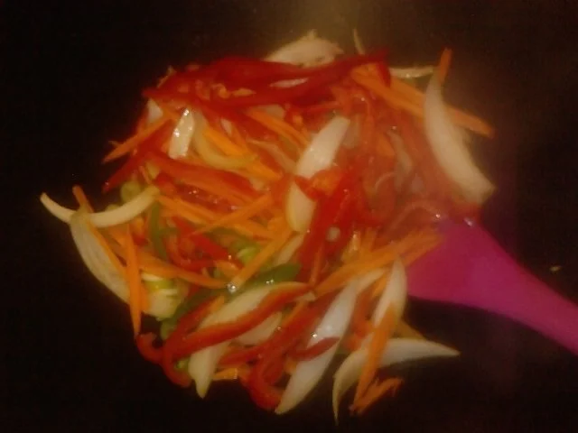 WOK-WM-QUALIFYING – DRACHENFEUER – HÖLLISCH SCHARFES WOKGERICHT - Rezept - Bild Nr. 10