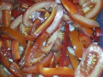 Salate: Tomaten-Paprikasalat - Rezept - Bild Nr. 10