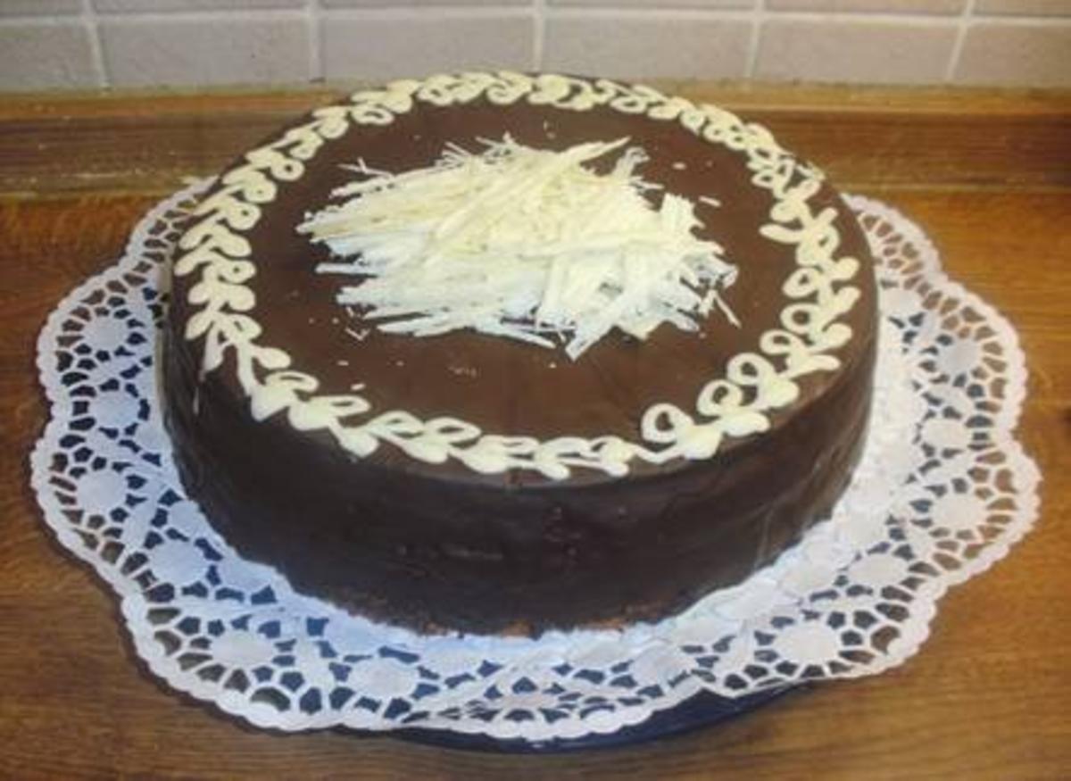 Baumkuchentorte mit Eier (Größe M) und Butter oder Margarine - Rezept ...