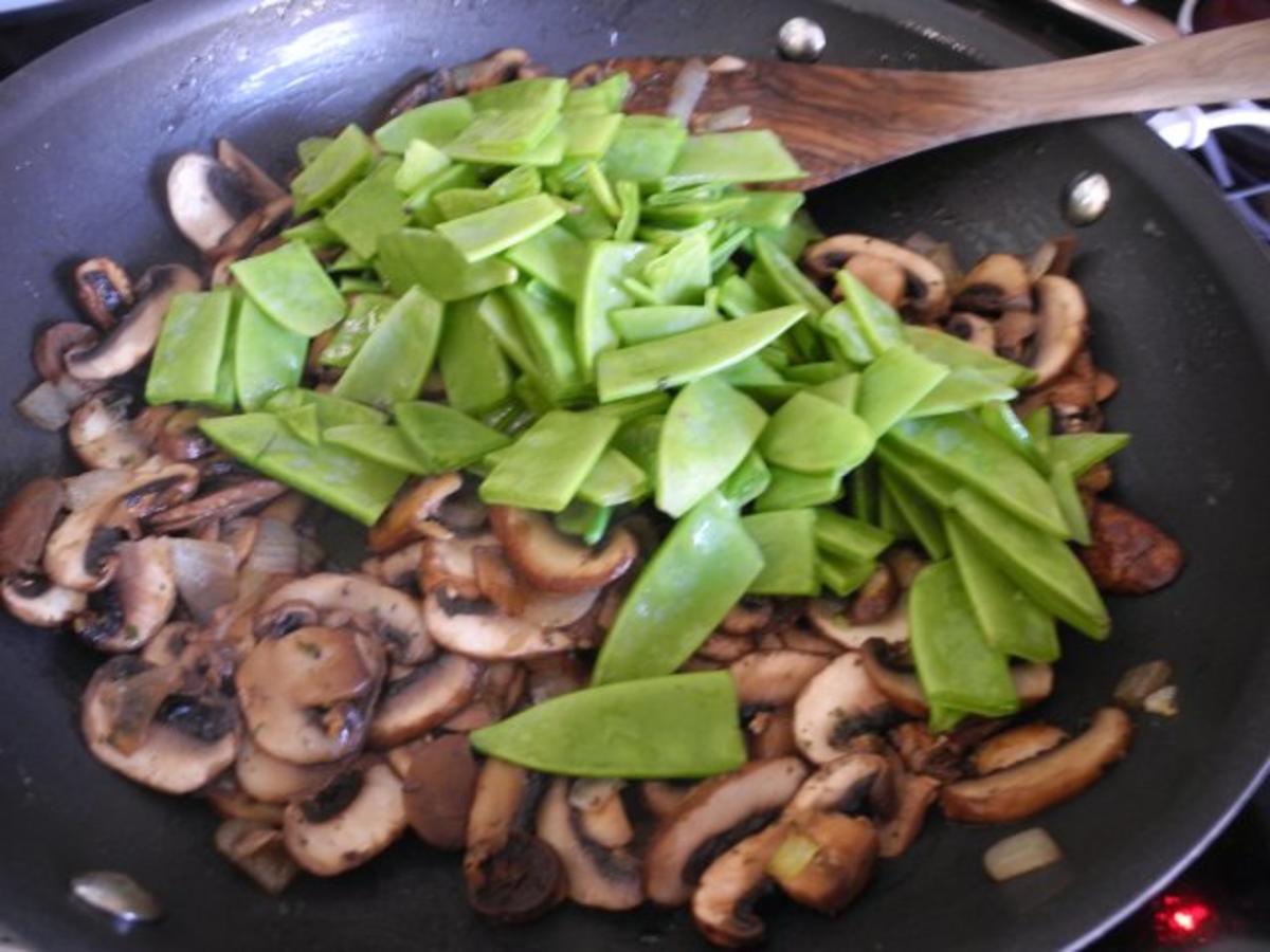 Vegan : Reis Champignon Pfanne mit Zuckerschoten - einfach - von ...