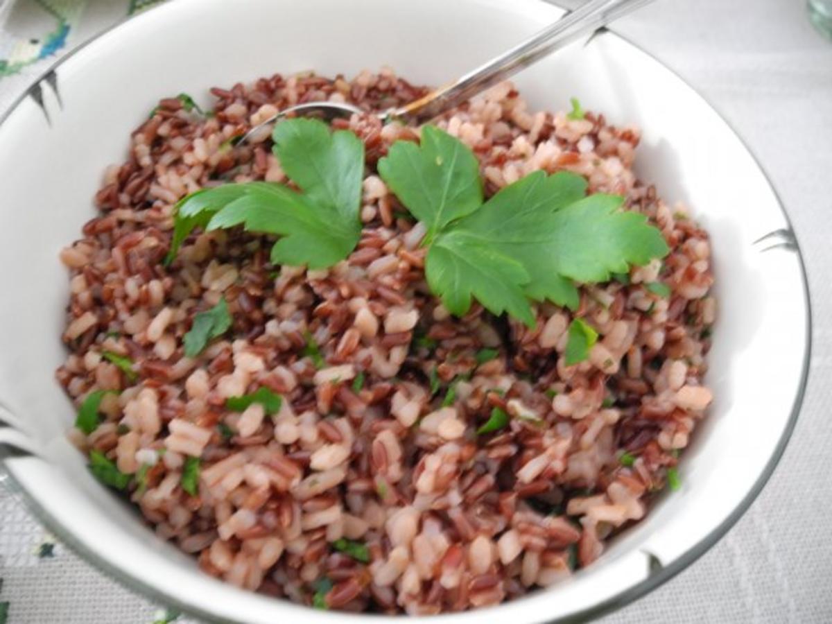Vegan : Rot - Weiss - Reis an Paprika - Gulasch mit Feldsalat - Rezept - Bild Nr. 5