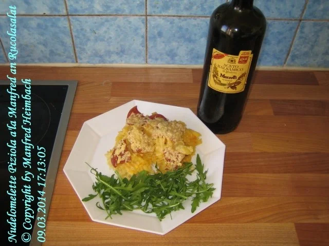 Rezept: Nudeln – Nudelomelette „Piziola“ a’la Manfred an Rucolasalat Nudeln – Nudelomelette „Piziola“ a’la Manfred an Rucolasalat - Rezept