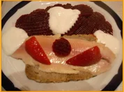 Kürbiskernbrot mit Forellenfilet und Rote Bete - Rezept