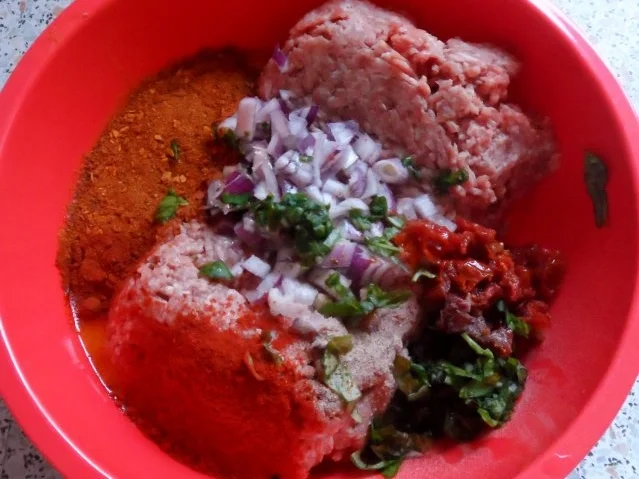 Rezept: Ofengerichte: Hackbraten-Schichtauflauf mit Tomatenreis & Paprika-Zucchini-Gemüse Bild Nr. 2 Ofengerichte: Hackbraten-Schichtauflauf mit Tomatenreis & Paprika-Zucchini-Gemüse - Rezept - Bild Nr. 2