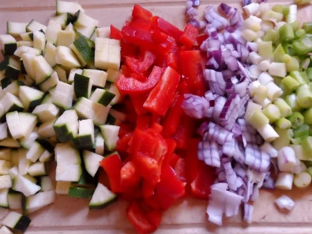 Rezept: Ofengerichte: Hackbraten-Schichtauflauf mit Tomatenreis & Paprika-Zucchini-Gemüse Bild Nr. 5 Ofengerichte: Hackbraten-Schichtauflauf mit Tomatenreis & Paprika-Zucchini-Gemüse - Rezept - Bild Nr. 5