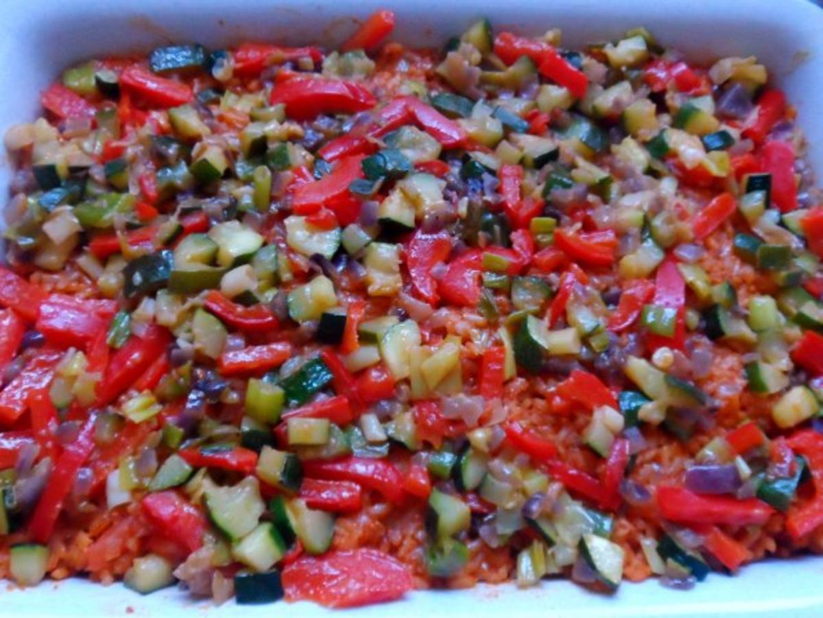 Ofengerichte: Hackbraten-Schichtauflauf mit Tomatenreis & Paprika-Zucchini-Gemüse - Rezept - Bild Nr. 15