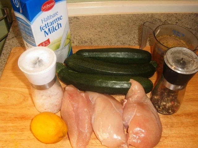 Hähnchen mit Zucchini-Zitronen- Soße - Rezept - Bild Nr. 3