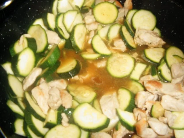 Hähnchen mit Zucchini-Zitronen- Soße - Rezept - Bild Nr. 6