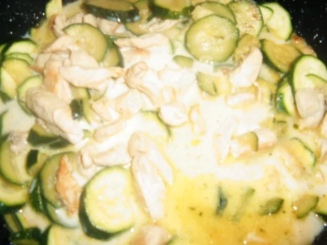 Hähnchen mit Zucchini-Zitronen- Soße - Rezept - Bild Nr. 7