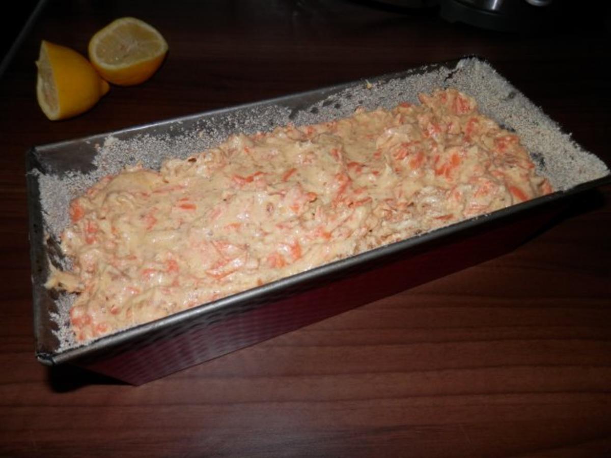 Möhrenkuchen Karottenkuchen mit Haferkeksen - Rezept - Bild Nr. 2