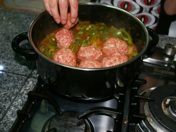 Rezept: Fairys Paprikaeintopf der beste von allen Fairys Paprikaeintopf der beste von allen - Rezept