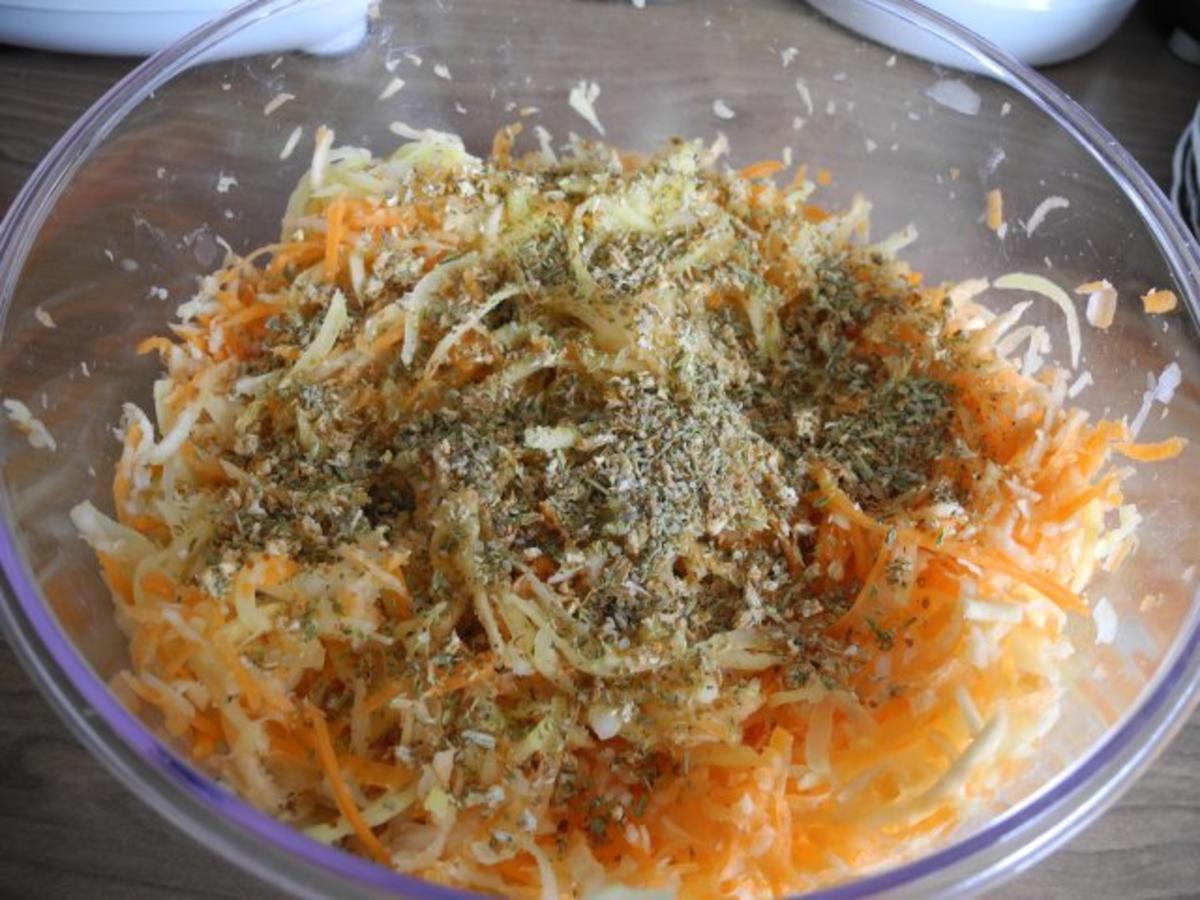 Vegan : Kartoffel - Karottenbratling dazu Salate - Rezept - Bild Nr. 11