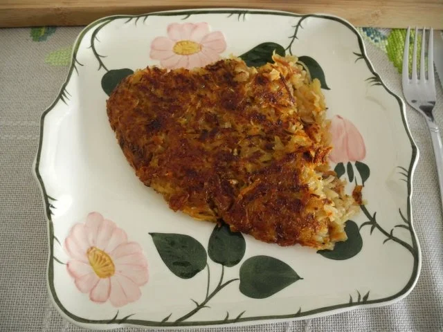 Rezept: Vegan : Kartoffel - Karottenbratling dazu Salate Bild Nr. 3 Vegan : Kartoffel - Karottenbratling dazu Salate - Rezept - Bild Nr. 3