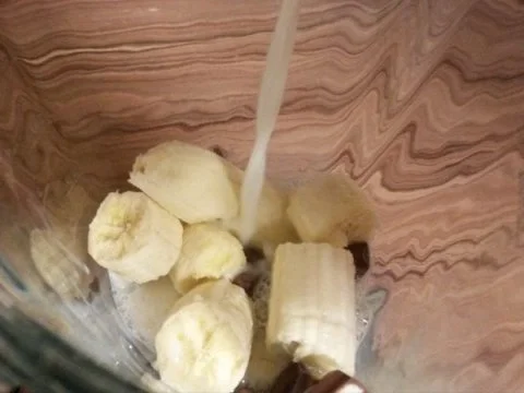 Bananenmilch trifft Kinderschokolade - Rezept - Bild Nr. 5