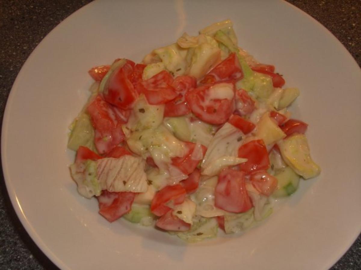 Gemischter Salat in Joghurtsoße mit Ei und Käse - Rezept - Bild Nr. 6
