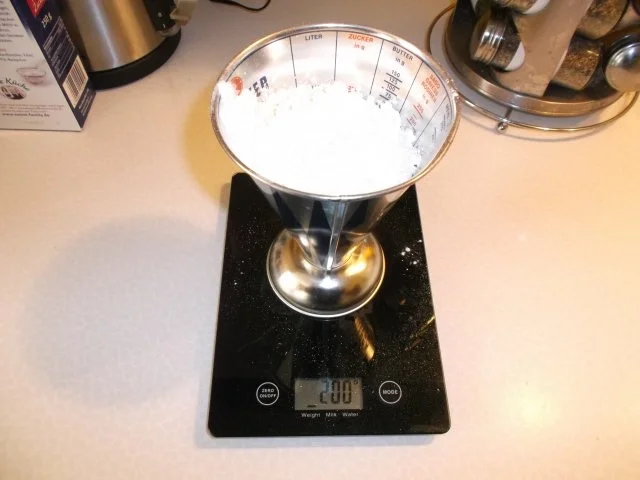 Rezept: Kuchen: Schoko-Rum-Nusskuchen Bild Nr. 7 Kuchen: Schoko-Rum-Nusskuchen - Rezept - Bild Nr. 7