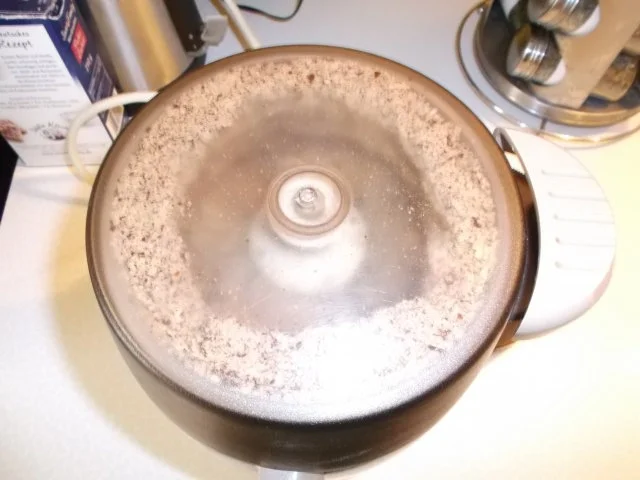 Rezept: Kuchen: Schoko-Rum-Nusskuchen Bild Nr. 9 Kuchen: Schoko-Rum-Nusskuchen - Rezept - Bild Nr. 9