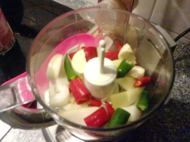 Rezept: TÖLTÖTT-PAPRIKA – GEFÜLLTE NIGHTCOOKERPAPRIKASCHOTEN Bild Nr. 4 TÖLTÖTT-PAPRIKA – GEFÜLLTE NIGHTCOOKERPAPRIKASCHOTEN - Rezept - Bild Nr. 4