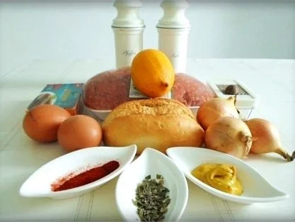 Rezept: Königsberger Klopse aus Thüringer Mett in feiner Kapernsauce Bild Nr. 3 Königsberger Klopse aus Thüringer Mett in feiner Kapernsauce - Rezept - Bild Nr. 3