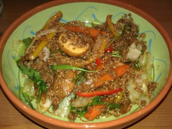 Rezept: Veggi -Hirse-Gemüsepfanne mit Quorn Bild Nr. 2 Veggi -Hirse-Gemüsepfanne mit Quorn - Rezept - Bild Nr. 2