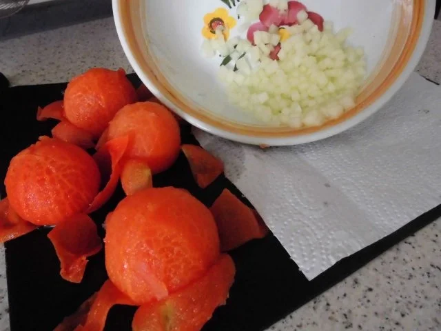 Rezept: Seelachsfilet auf der Haut gebraten mit kalter Salsa und Sesamreis Bild Nr. 3 Seelachsfilet auf der Haut gebraten mit kalter Salsa und Sesamreis - Rezept - Bild Nr. 3