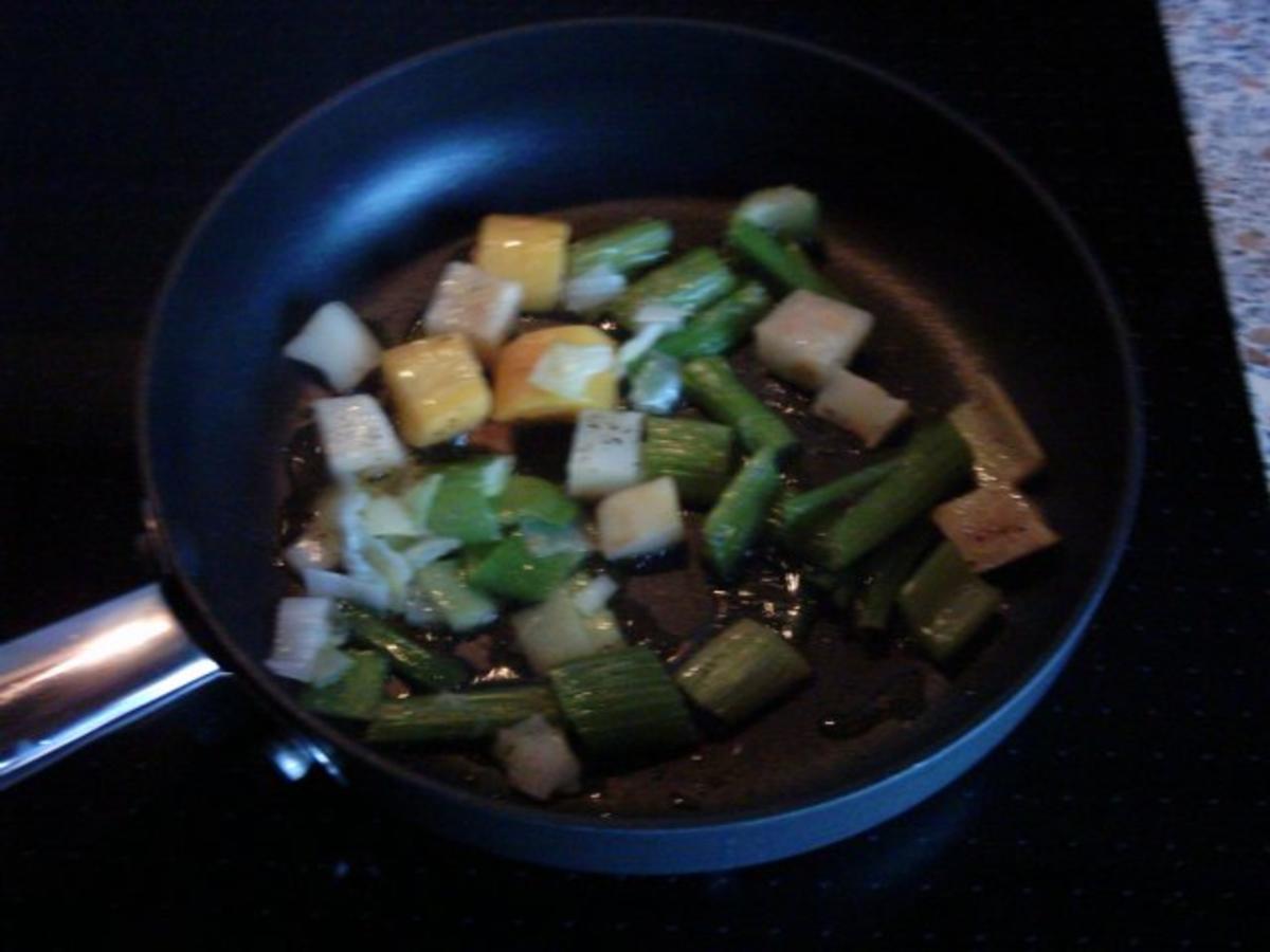 Kabeljau mit Gemüse, Curryreis und einem leckeren Sößchen - Rezept - Bild Nr. 3