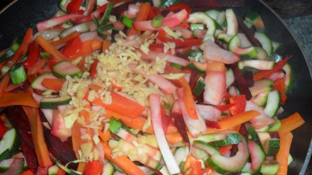 Bilder für warmer gemüsesalat - Rezept