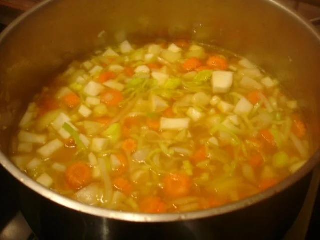 Rezept: Möhrenblüteneintopf à la Papa Bild Nr. 8 Möhrenblüteneintopf à la Papa - Rezept - Bild Nr. 8