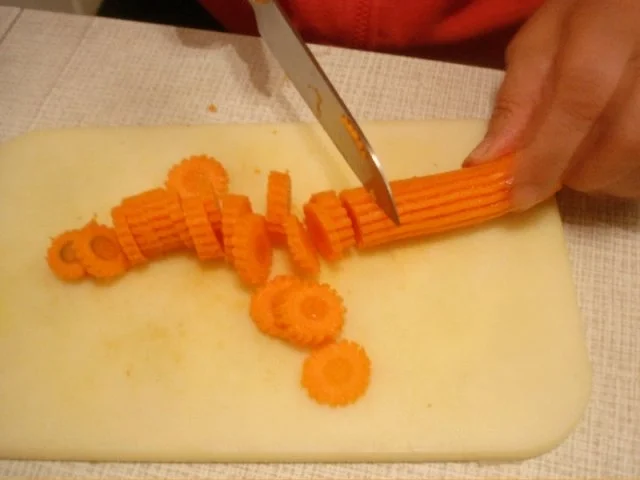 Rezept: Möhrenblüteneintopf à la Papa Bild Nr. 5 Möhrenblüteneintopf à la Papa - Rezept - Bild Nr. 5