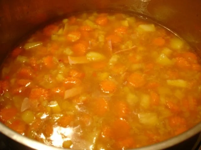 Rezept: Möhrenblüteneintopf à la Papa Bild Nr. 10 Möhrenblüteneintopf à la Papa - Rezept - Bild Nr. 10