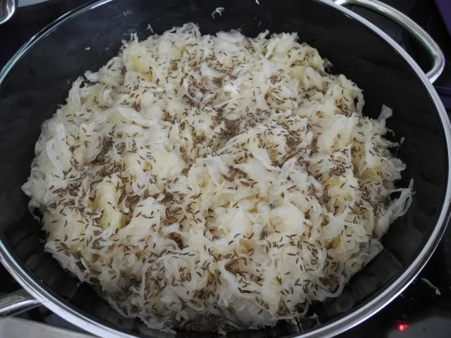 Vegan : Gyros + Kümmelsauerkraut + Möhren - Kartoffel - Pastinaken - Mix - Rezept - Bild Nr. 3