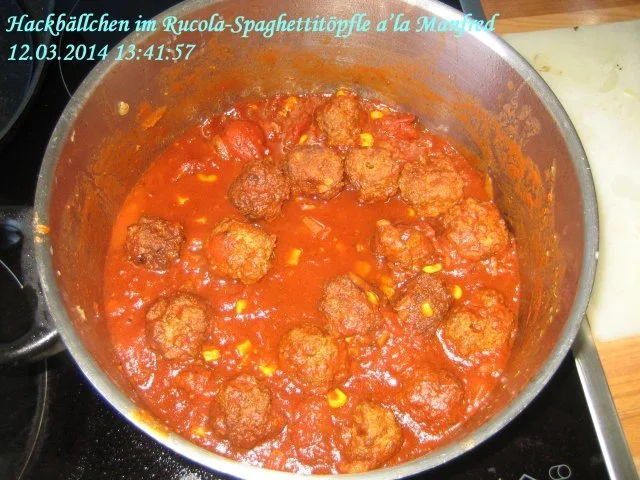 Rezept: Fleisch – Hackbällchen im Rucola-Spaghettitöpfle a’la Manfred Bild Nr. 4 Fleisch – Hackbällchen im Rucola-Spaghettitöpfle a’la Manfred - Rezept - Bild Nr. 4