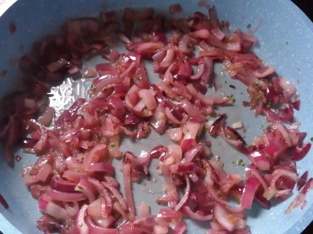 Tarte/Quiche: Balsamico-Zwiebel-Tarte mit Ziegenkäse und Tomaten - Rezept - Bild Nr. 5