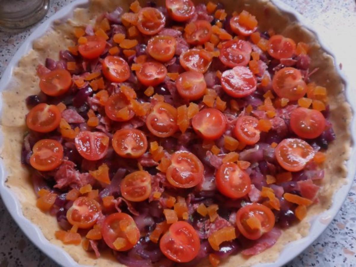 Tarte/Quiche: Balsamico-Zwiebel-Tarte mit Ziegenkäse und Tomaten - Rezept - Bild Nr. 12