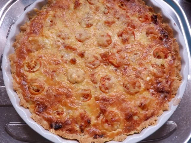 Tarte/Quiche: Balsamico-Zwiebel-Tarte mit Ziegenkäse und Tomaten - Rezept - Bild Nr. 15